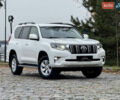 Белый Тойота Ленд Крузер Прадо, объемом двигателя 3.96 л и пробегом 50 тыс. км за 41999 $, фото 86 на Automoto.ua