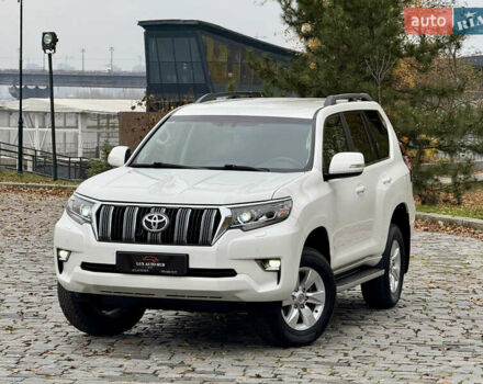 Белый Тойота Ленд Крузер Прадо, объемом двигателя 3.96 л и пробегом 50 тыс. км за 41999 $, фото 154 на Automoto.ua