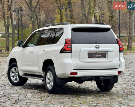 Белый Тойота Ленд Крузер Прадо, объемом двигателя 3.96 л и пробегом 50 тыс. км за 41999 $, фото 80 на Automoto.ua