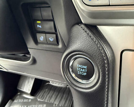 Белый Тойота Ленд Крузер Прадо, объемом двигателя 3.96 л и пробегом 50 тыс. км за 41999 $, фото 8 на Automoto.ua