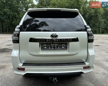 Тойота Ленд Крузер Прадо 2021 в Сумах на Automoto.ua Белый Тойота Ленд Крузер Прадо, объемом двигателя 3.96 л и пробегом 45 тыс. км за 53499 $, фото 7 на Automoto.ua