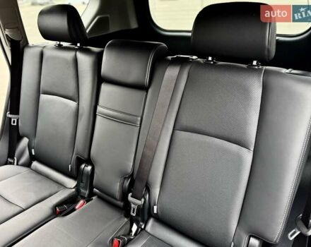 Белый Тойота Ленд Крузер Прадо, объемом двигателя 3.96 л и пробегом 43 тыс. км за 56500 $, фото 32 на Automoto.ua