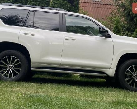 Білий Тойота Ленд Крузер Прадо, об'ємом двигуна 3.96 л та пробігом 15 тис. км за 55000 $, фото 15 на Automoto.ua