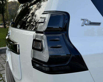 Белый Тойота Ленд Крузер Прадо, объемом двигателя 4 л и пробегом 22 тыс. км за 54999 $, фото 39 на Automoto.ua