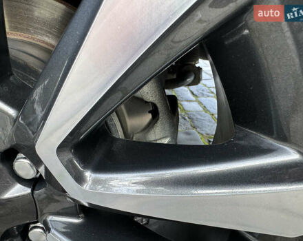 Белый Тойота Ленд Крузер Прадо, объемом двигателя 4 л и пробегом 22 тыс. км за 54999 $, фото 29 на Automoto.ua