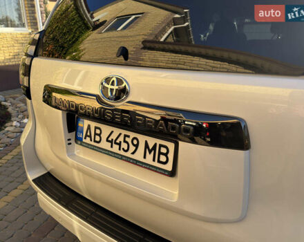 Белый Тойота Ленд Крузер Прадо, объемом двигателя 3.96 л и пробегом 80 тыс. км за 47500 $, фото 3 на Automoto.ua