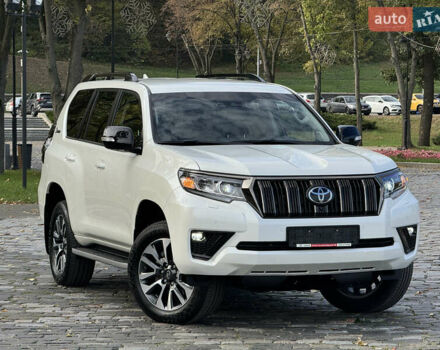 Белый Тойота Ленд Крузер Прадо, объемом двигателя 4 л и пробегом 22 тыс. км за 54999 $, фото 7 на Automoto.ua