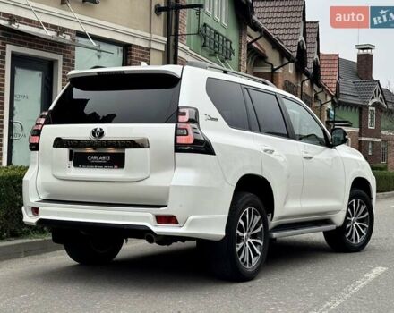Белый Тойота Ленд Крузер Прадо, объемом двигателя 3.96 л и пробегом 43 тыс. км за 56500 $, фото 9 на Automoto.ua