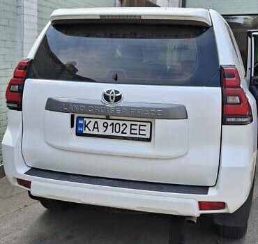 Белый Тойота Ленд Крузер Прадо, объемом двигателя 2.69 л и пробегом 73 тыс. км за 35000 $, фото 1 на Automoto.ua