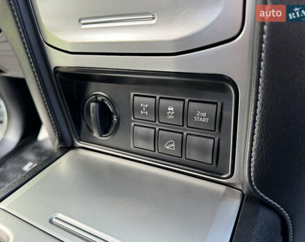 Белый Тойота Ленд Крузер Прадо, объемом двигателя 4 л и пробегом 22 тыс. км за 54999 $, фото 69 на Automoto.ua