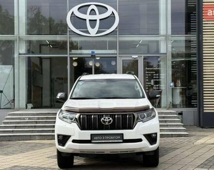 Белый Тойота Ленд Крузер Прадо, объемом двигателя 3.96 л и пробегом 78 тыс. км за 43500 $, фото 4 на Automoto.ua