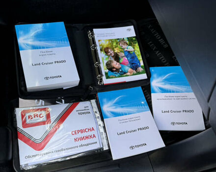 Белый Тойота Ленд Крузер Прадо, объемом двигателя 4 л и пробегом 22 тыс. км за 54999 $, фото 106 на Automoto.ua