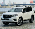 Белый Тойота Ленд Крузер Прадо, объемом двигателя 4 л и пробегом 22 тыс. км за 54999 $, фото 11 на Automoto.ua