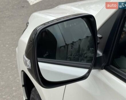 Белый Тойота Ленд Крузер Прадо, объемом двигателя 3.96 л и пробегом 43 тыс. км за 56500 $, фото 22 на Automoto.ua