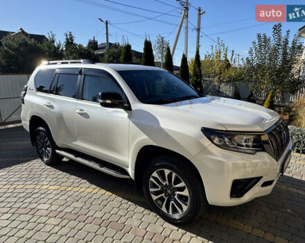 Белый Тойота Ленд Крузер Прадо, объемом двигателя 3.96 л и пробегом 80 тыс. км за 47500 $, фото 25 на Automoto.ua