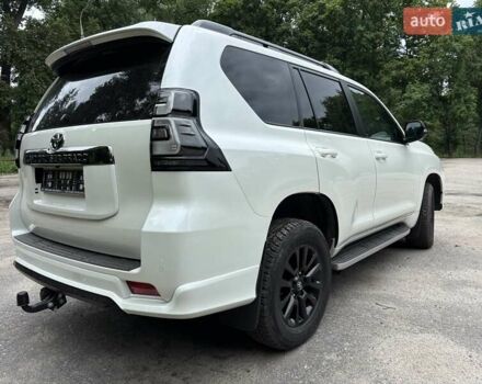 Тойота Ленд Крузер Прадо 2021 в Сумах на Automoto.ua Белый Тойота Ленд Крузер Прадо, объемом двигателя 3.96 л и пробегом 45 тыс. км за 53499 $, фото 8 на Automoto.ua