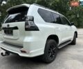 Тойота Ленд Крузер Прадо 2021 в Сумах на Automoto.ua Белый Тойота Ленд Крузер Прадо, объемом двигателя 3.96 л и пробегом 45 тыс. км за 53499 $, фото 8 на Automoto.ua