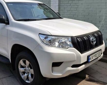 Белый Тойота Ленд Крузер Прадо, объемом двигателя 2.69 л и пробегом 73 тыс. км за 35000 $, фото 3 на Automoto.ua