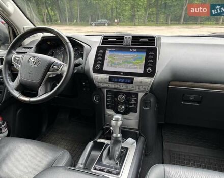 Тойота Ленд Крузер Прадо 2021 в Сумах на Automoto.ua Белый Тойота Ленд Крузер Прадо, объемом двигателя 3.96 л и пробегом 45 тыс. км за 53499 $, фото 41 на Automoto.ua