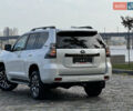 Белый Тойота Ленд Крузер Прадо, объемом двигателя 4 л и пробегом 22 тыс. км за 54999 $, фото 163 на Automoto.ua