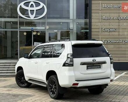 Белый Тойота Ленд Крузер Прадо, объемом двигателя 3.96 л и пробегом 78 тыс. км за 43500 $, фото 2 на Automoto.ua