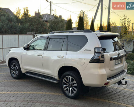 Белый Тойота Ленд Крузер Прадо, объемом двигателя 3.96 л и пробегом 80 тыс. км за 47500 $, фото 7 на Automoto.ua