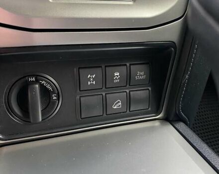 Білий Тойота Ленд Крузер Прадо, об'ємом двигуна 3.96 л та пробігом 15 тис. км за 55000 $, фото 10 на Automoto.ua