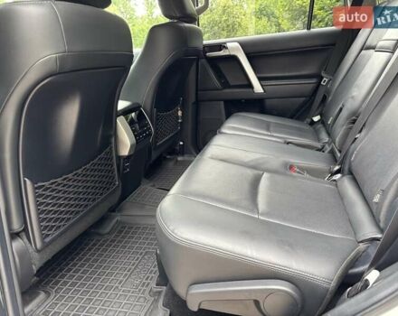 Тойота Ленд Крузер Прадо 2021 в Сумах на Automoto.ua Белый Тойота Ленд Крузер Прадо, объемом двигателя 3.96 л и пробегом 45 тыс. км за 53499 $, фото 38 на Automoto.ua