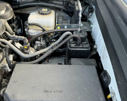 Белый Тойота Ленд Крузер Прадо, объемом двигателя 4 л и пробегом 22 тыс. км за 54999 $, фото 92 на Automoto.ua