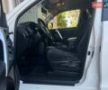 Білий Тойота Ленд Крузер Прадо, об'ємом двигуна 2.76 л та пробігом 145 тис. км за 36999 $, фото 5 на Automoto.ua