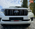 Белый Тойота Ленд Крузер Прадо, объемом двигателя 4 л и пробегом 22 тыс. км за 54999 $, фото 149 на Automoto.ua