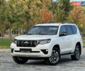 Белый Тойота Ленд Крузер Прадо, объемом двигателя 4 л и пробегом 22 тыс. км за 54999 $, фото 194 на Automoto.ua
