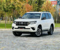 Белый Тойота Ленд Крузер Прадо, объемом двигателя 4 л и пробегом 22 тыс. км за 54999 $, фото 187 на Automoto.ua