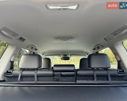 Белый Тойота Ленд Крузер Прадо, объемом двигателя 4 л и пробегом 22 тыс. км за 54999 $, фото 139 на Automoto.ua