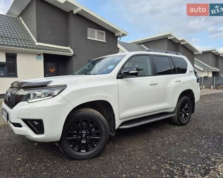 Білий Тойота Ленд Крузер Прадо, об'ємом двигуна 3.96 л та пробігом 73 тис. км за 50900 $, фото 3 на Automoto.ua