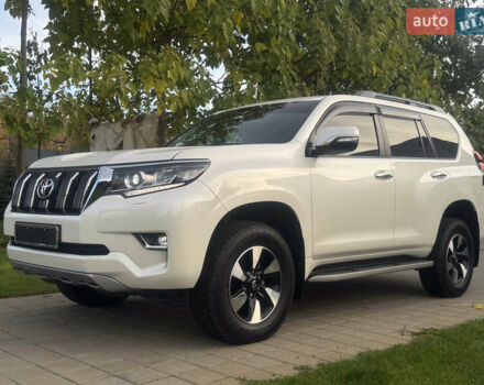 Белый Тойота Ленд Крузер Прадо, объемом двигателя 2.76 л и пробегом 28 тыс. км за 55500 $, фото 13 на Automoto.ua