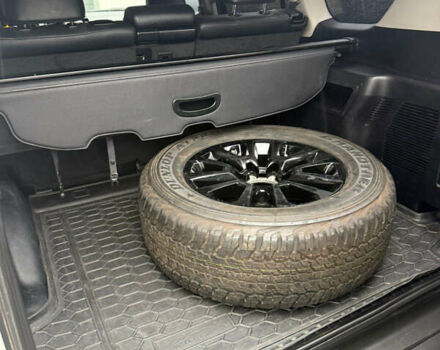 Білий Тойота Ленд Крузер Прадо, об'ємом двигуна 3.96 л та пробігом 174 тис. км за 44000 $, фото 9 на Automoto.ua