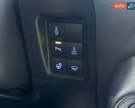 Белый Тойота Ленд Крузер Прадо, объемом двигателя 2.76 л и пробегом 37 тыс. км за 49900 $, фото 51 на Automoto.ua