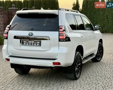Белый Тойота Ленд Крузер Прадо, объемом двигателя 2.76 л и пробегом 37 тыс. км за 49900 $, фото 70 на Automoto.ua