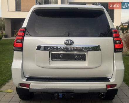 Белый Тойота Ленд Крузер Прадо, объемом двигателя 2.76 л и пробегом 28 тыс. км за 55500 $, фото 23 на Automoto.ua