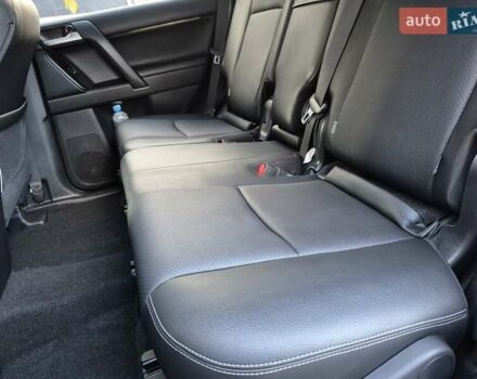 Белый Тойота Ленд Крузер Прадо, объемом двигателя 3.96 л и пробегом 71 тыс. км за 50900 $, фото 35 на Automoto.ua