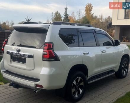 Белый Тойота Ленд Крузер Прадо, объемом двигателя 2.76 л и пробегом 28 тыс. км за 55500 $, фото 25 на Automoto.ua
