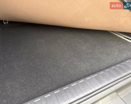 Белый Тойота Ленд Крузер Прадо, объемом двигателя 2.76 л и пробегом 28 тыс. км за 55500 $, фото 66 на Automoto.ua