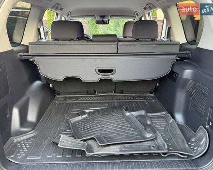 Белый Тойота Ленд Крузер Прадо, объемом двигателя 2.76 л и пробегом 37 тыс. км за 49900 $, фото 22 на Automoto.ua