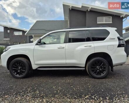 Білий Тойота Ленд Крузер Прадо, об'ємом двигуна 3.96 л та пробігом 73 тис. км за 50900 $, фото 4 на Automoto.ua