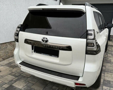 Білий Тойота Ленд Крузер Прадо, об'ємом двигуна 3.96 л та пробігом 174 тис. км за 44000 $, фото 3 на Automoto.ua