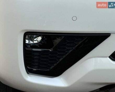 Белый Тойота Ленд Крузер Прадо, объемом двигателя 2.76 л и пробегом 37 тыс. км за 49900 $, фото 42 на Automoto.ua