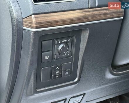 Белый Тойота Ленд Крузер Прадо, объемом двигателя 2.76 л и пробегом 37 тыс. км за 49900 $, фото 98 на Automoto.ua