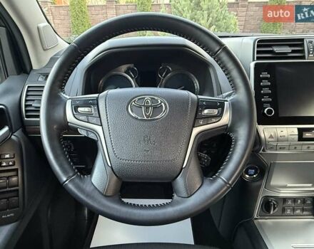 Белый Тойота Ленд Крузер Прадо, объемом двигателя 2.76 л и пробегом 37 тыс. км за 49900 $, фото 29 на Automoto.ua