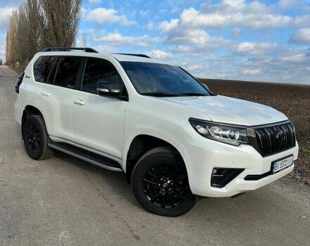 Белый Тойота Ленд Крузер Прадо, объемом двигателя 3.96 л и пробегом 134 тыс. км за 42900 $, фото 6 на Automoto.ua